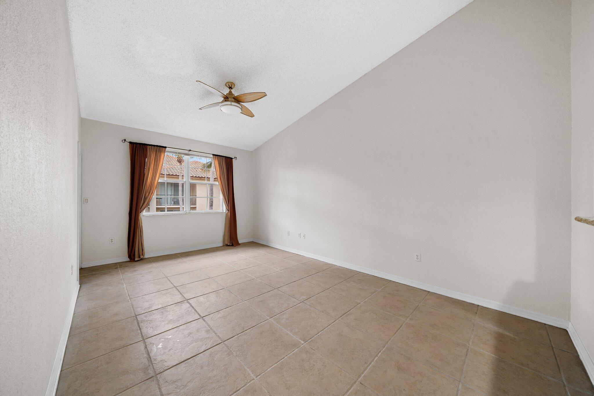1803 N FLAGLER Drive 303