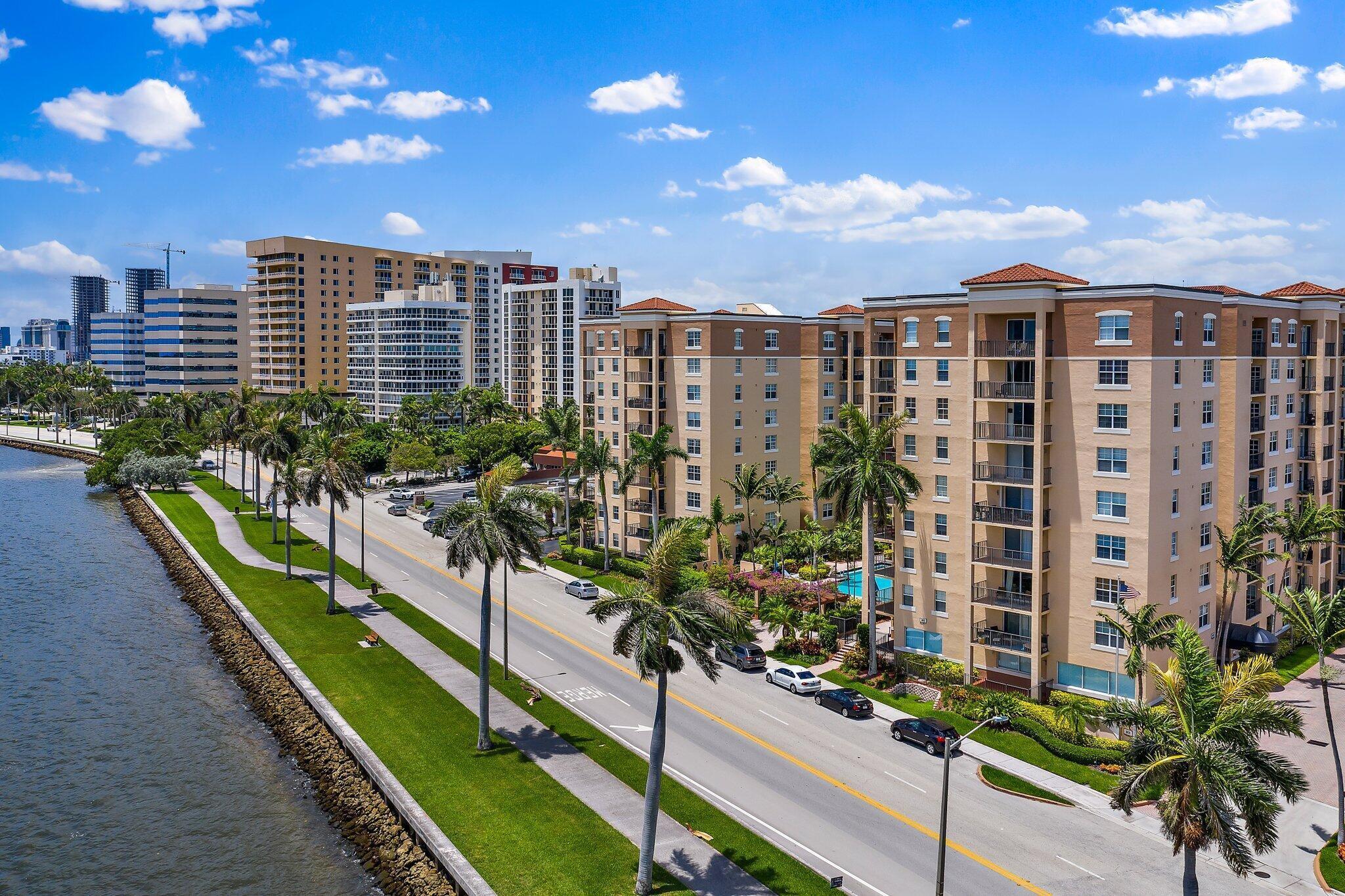 1803 N FLAGLER Drive 303