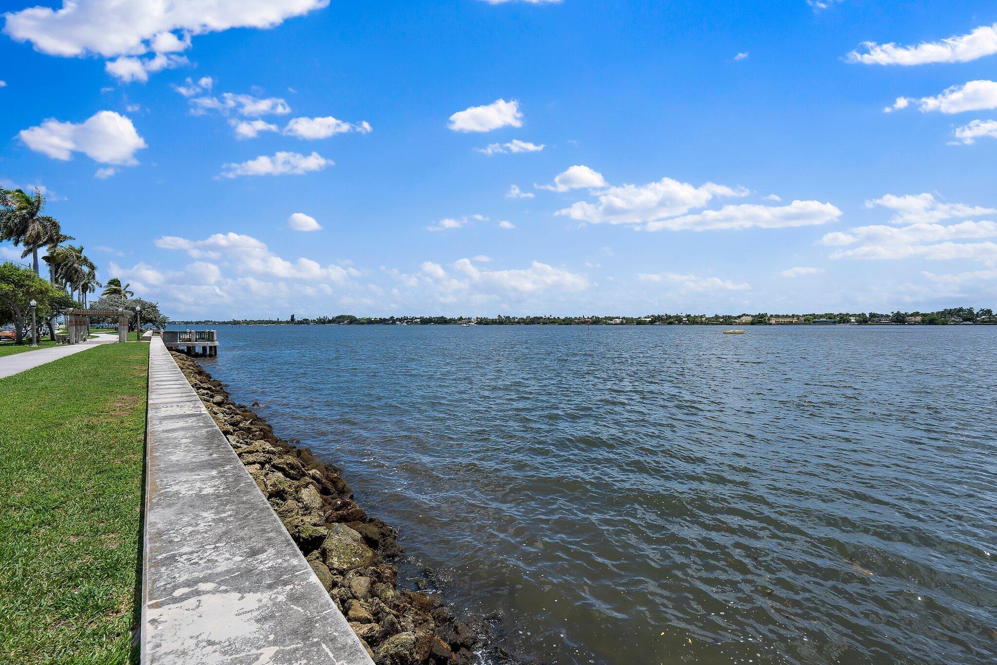 1803 N FLAGLER Drive 303