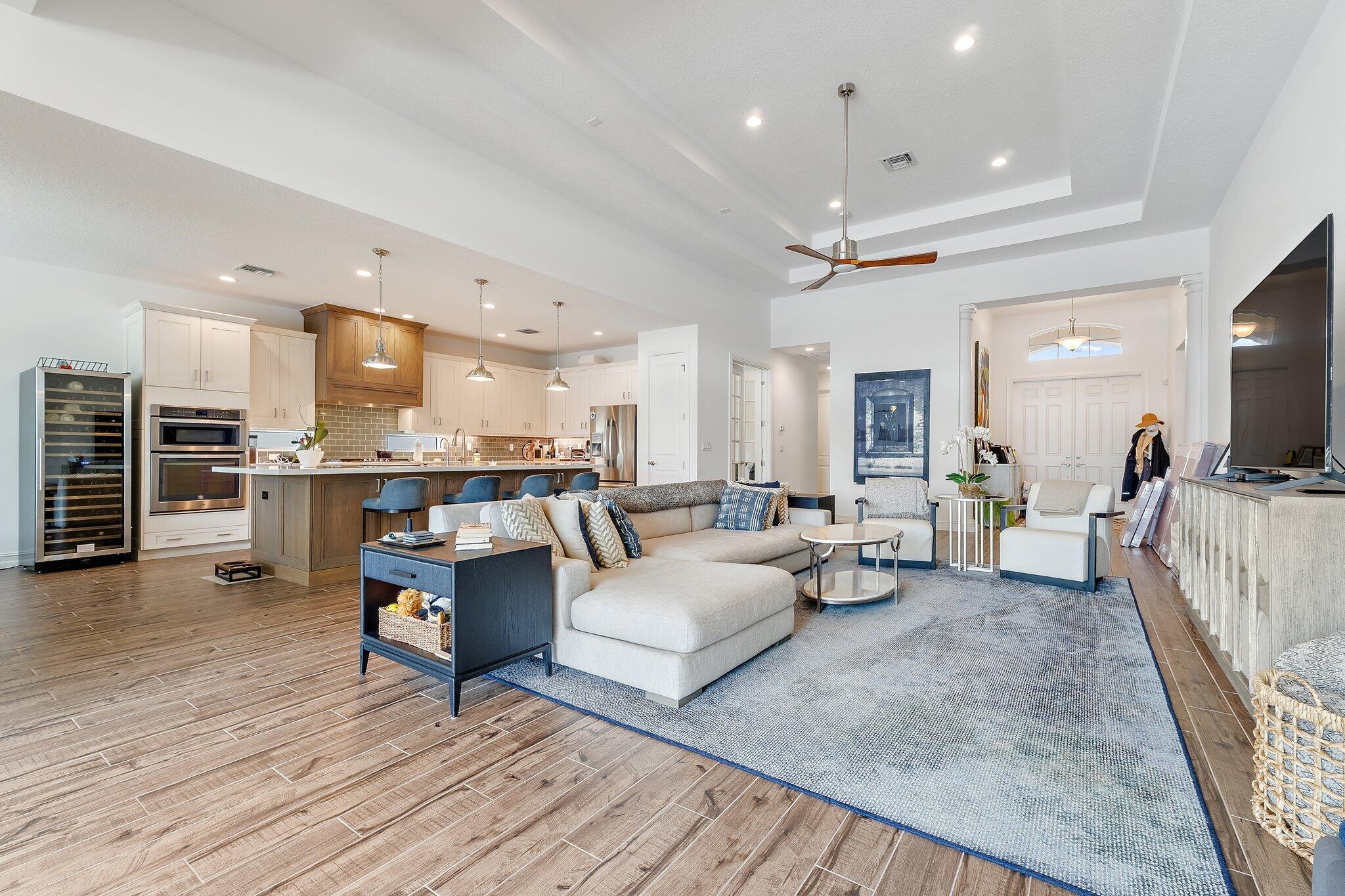 518 Carrara Court