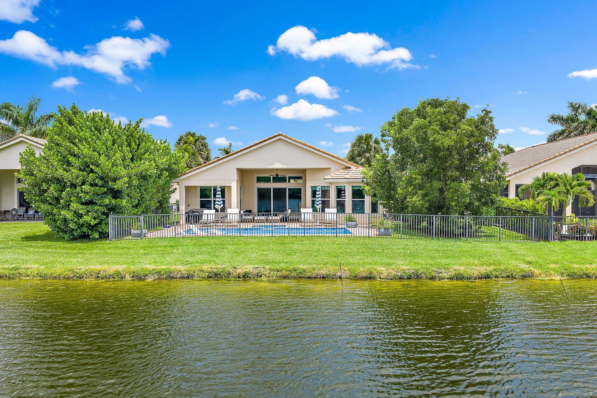518 Carrara Court