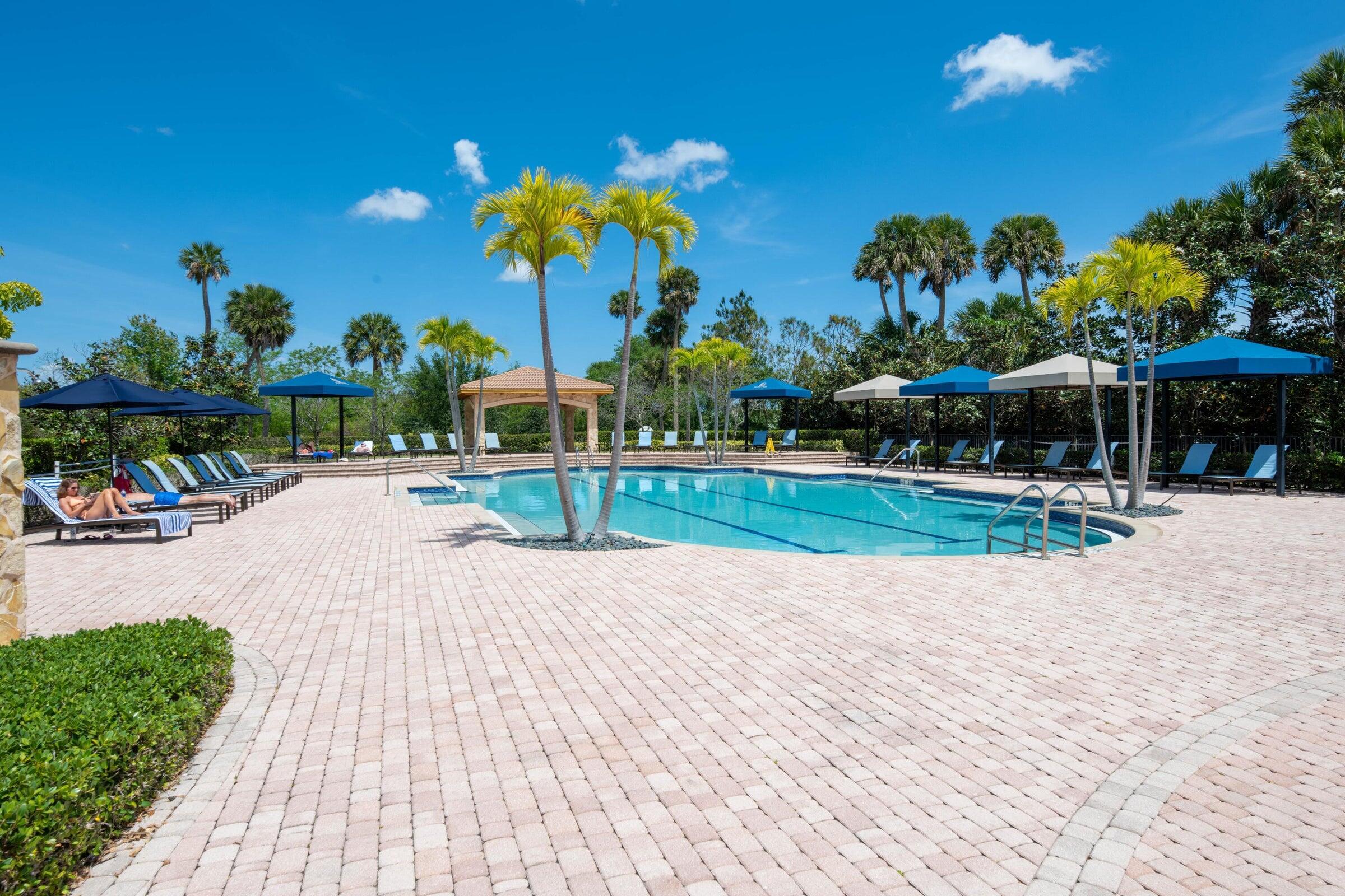518 Carrara Court