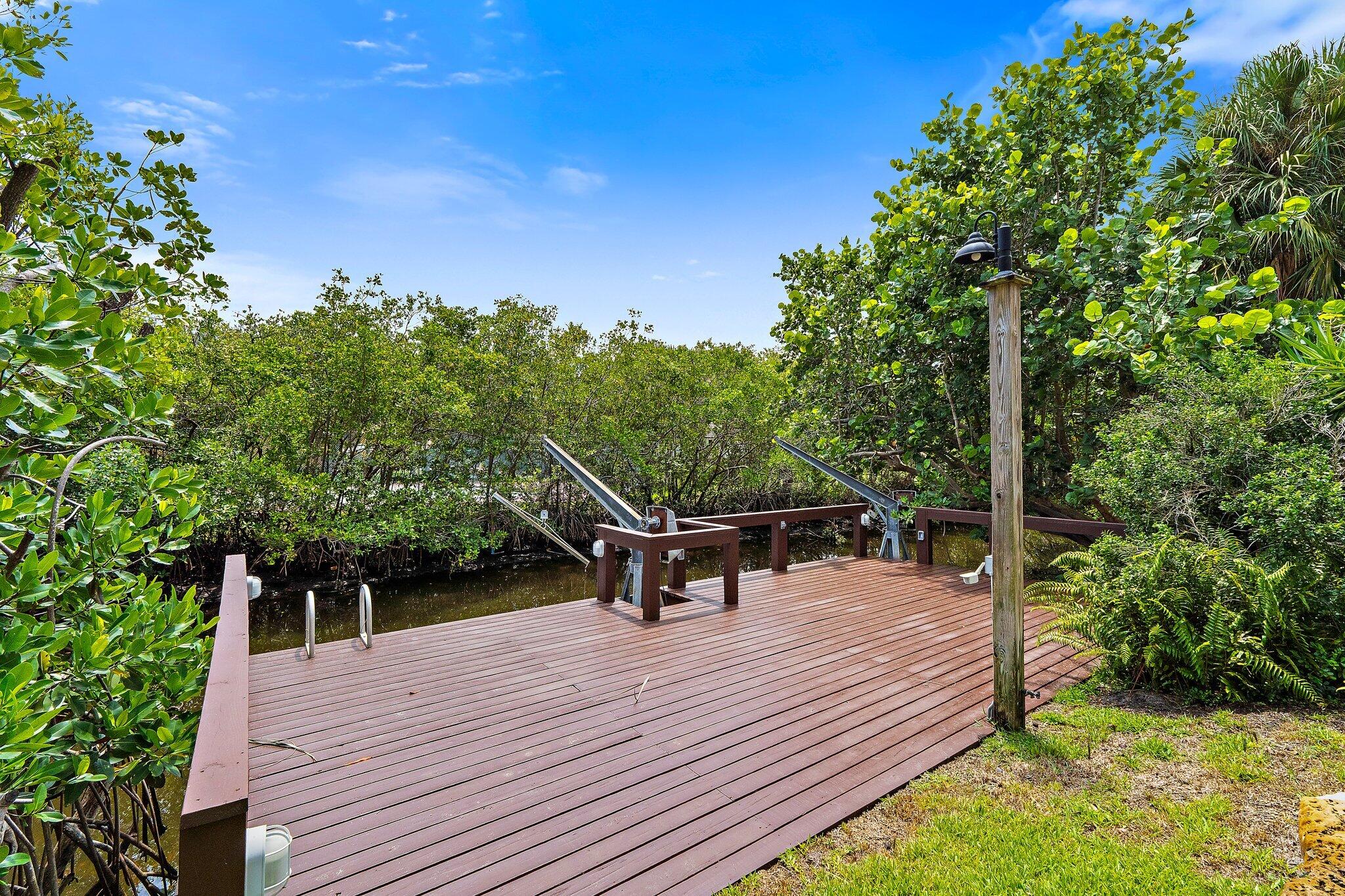 12420 Plantation Lane