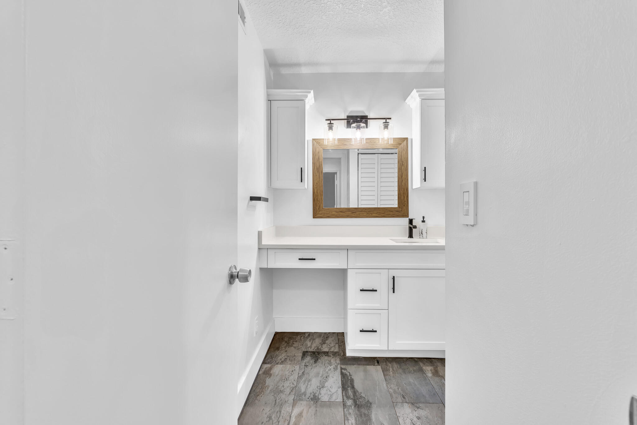 1010 NE 8TH Avenue 24D