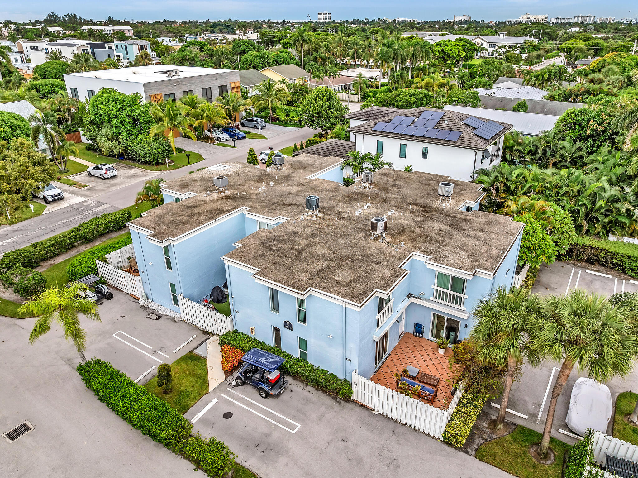 1010 NE 8TH Avenue 24D
