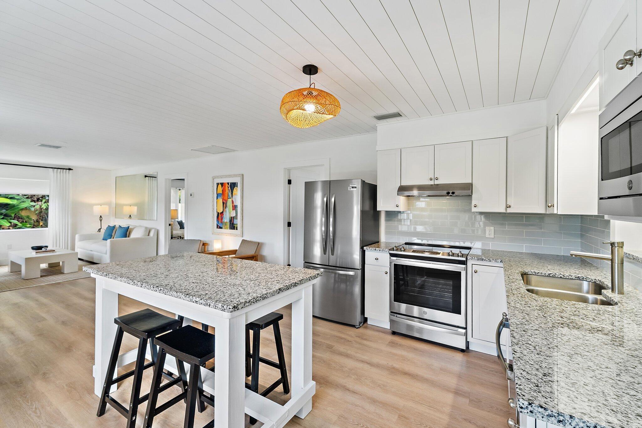 3437 Palm Court