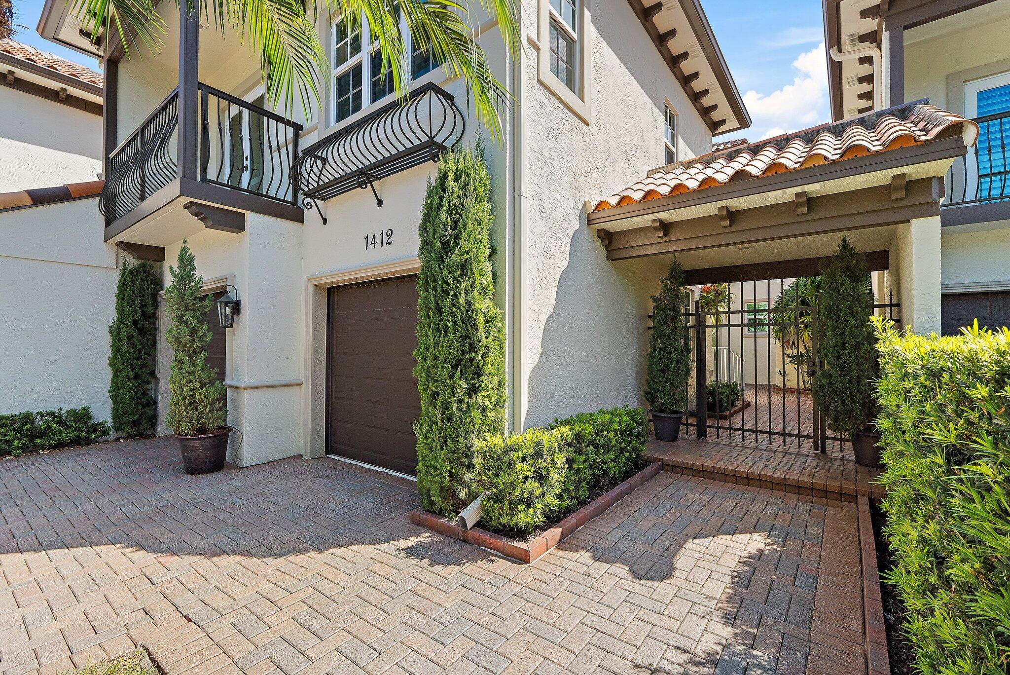 1412 HARBOUR POINT Drive