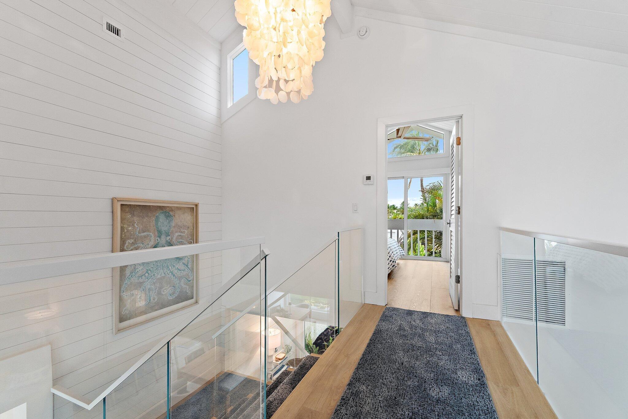 101 W Tarpon Lane