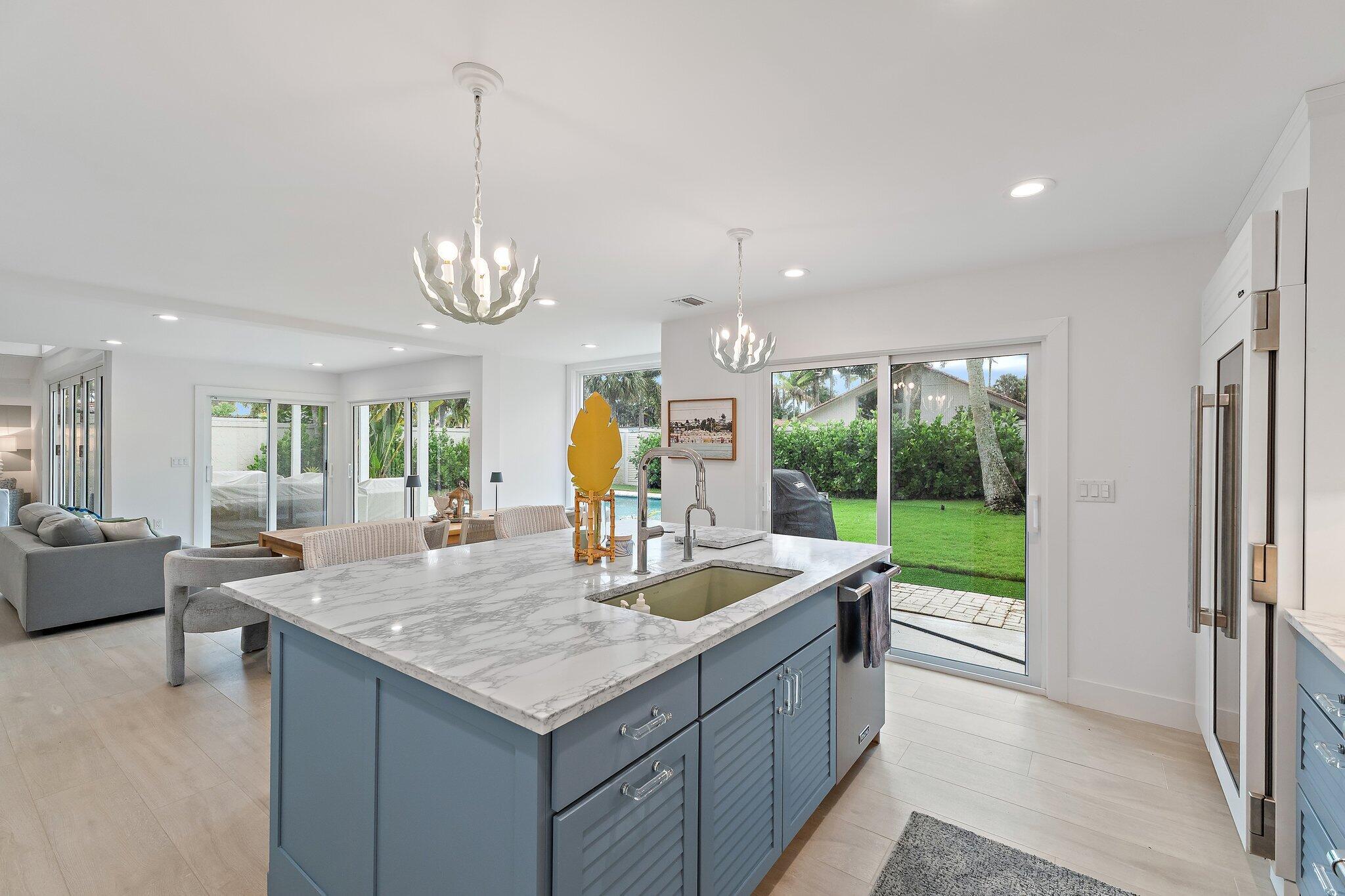 101 W Tarpon Lane