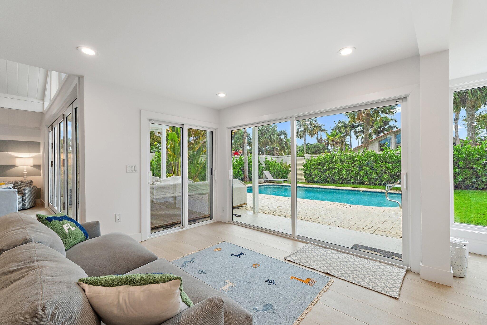 101 W Tarpon Lane