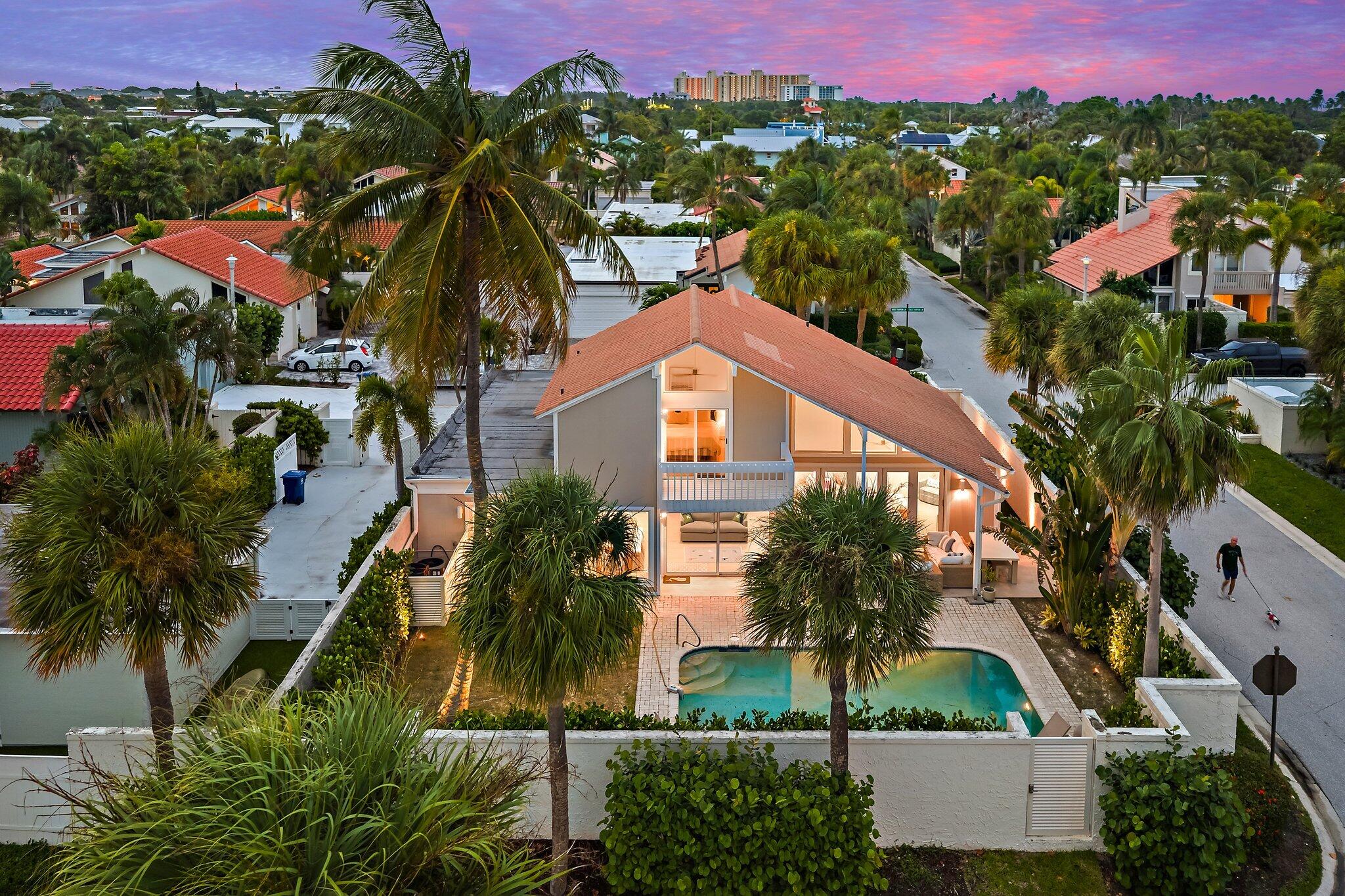101 W Tarpon Lane