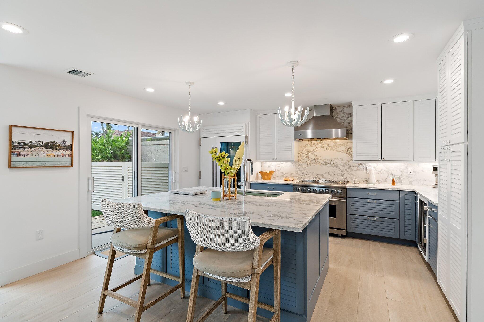 101 W Tarpon Lane