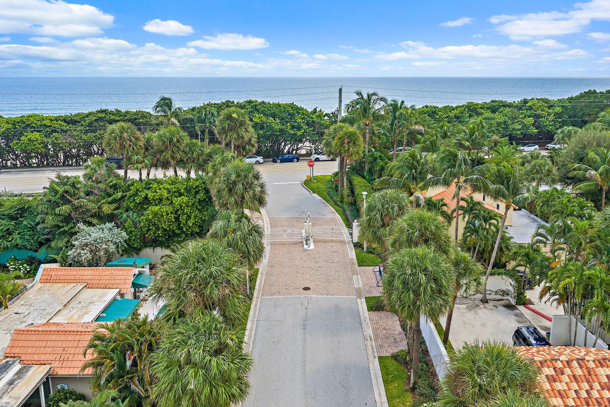 101 W Tarpon Lane