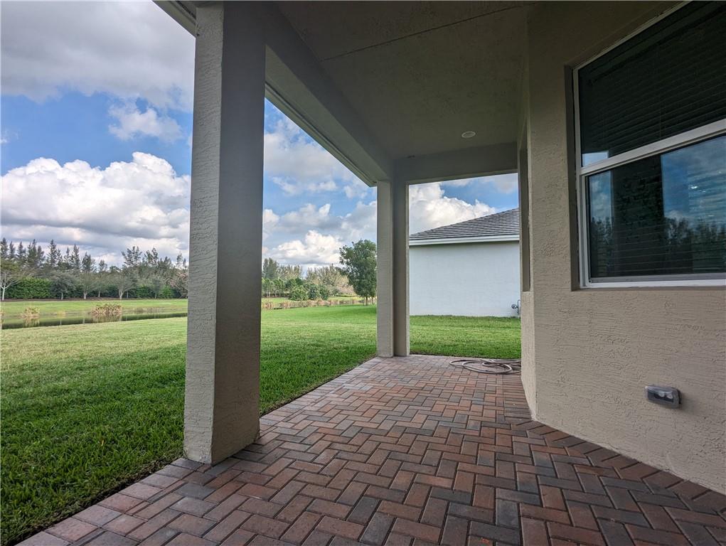 16119 Whippoorwill Cir