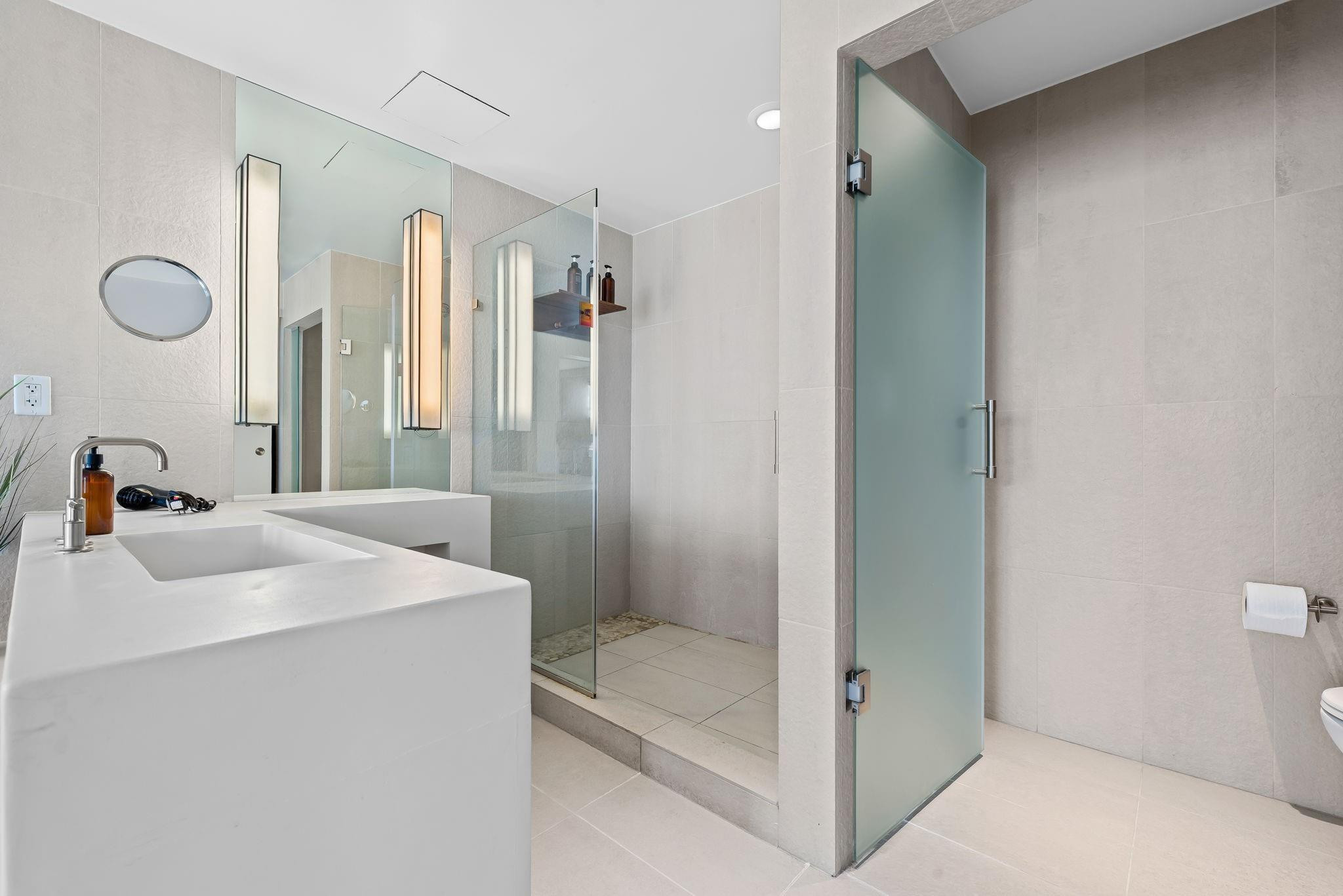 3101 Bayshore Dr 1108