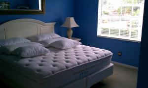 1145 Lake Shore Drive 205