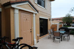 390 Prestwick Circle 1