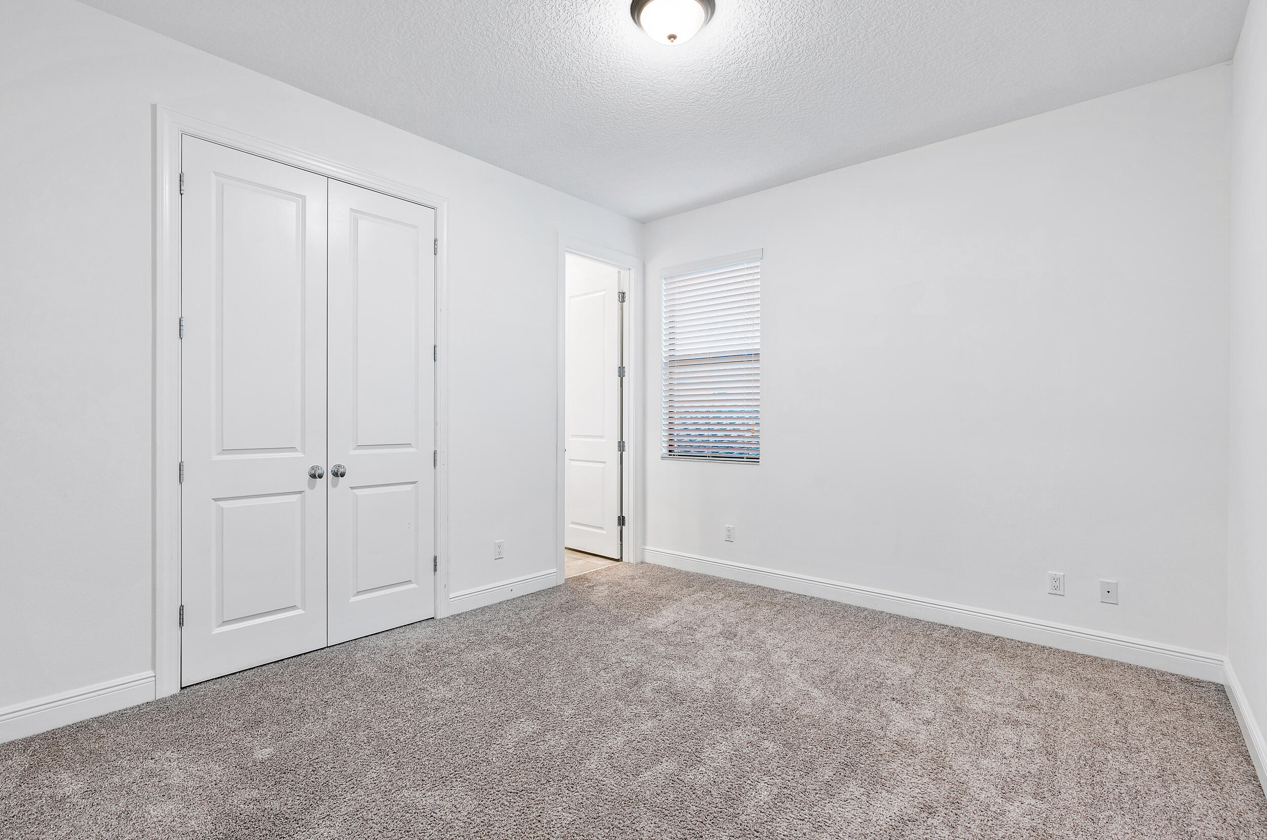 1095 Faulkner Terrace