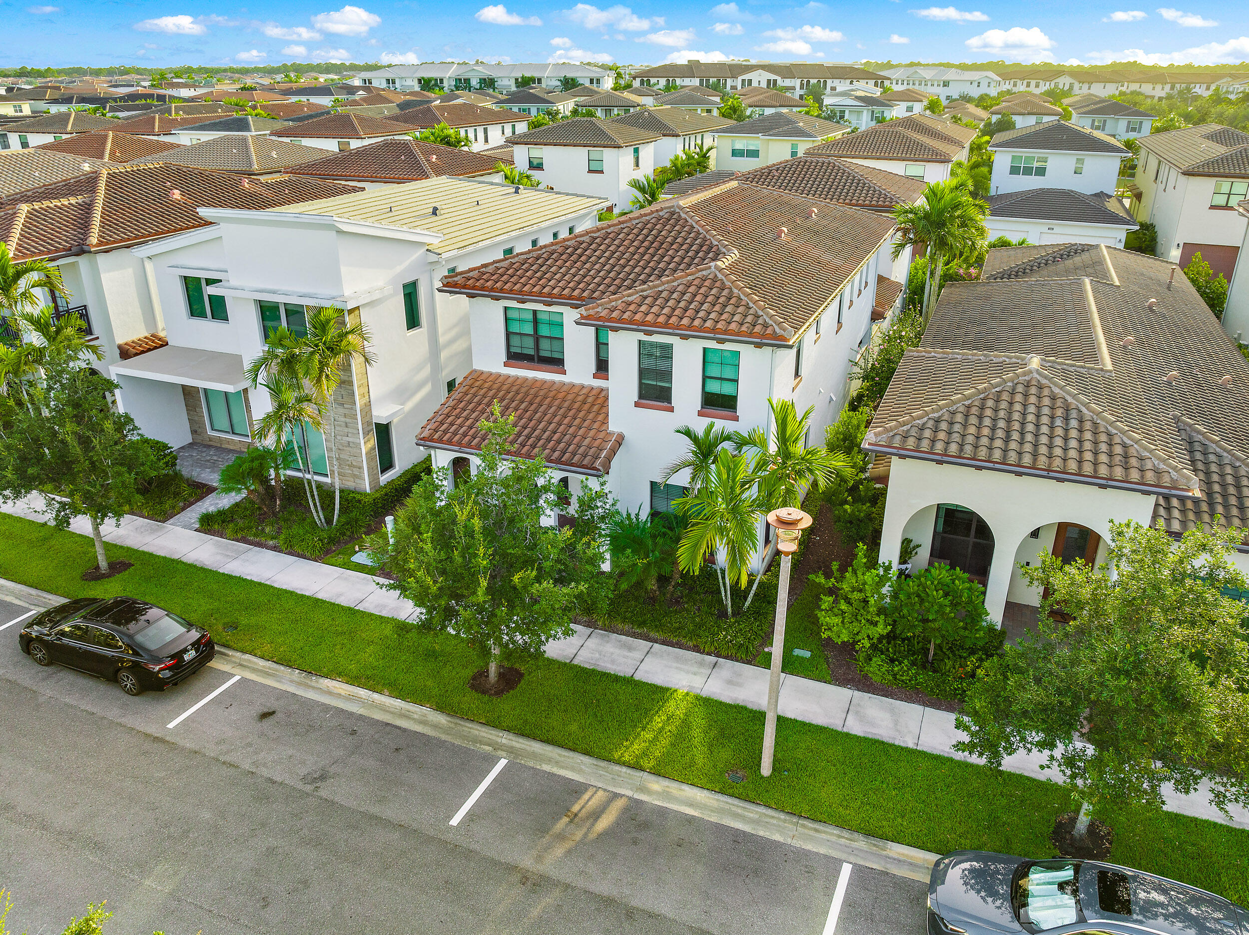 1095 Faulkner Terrace