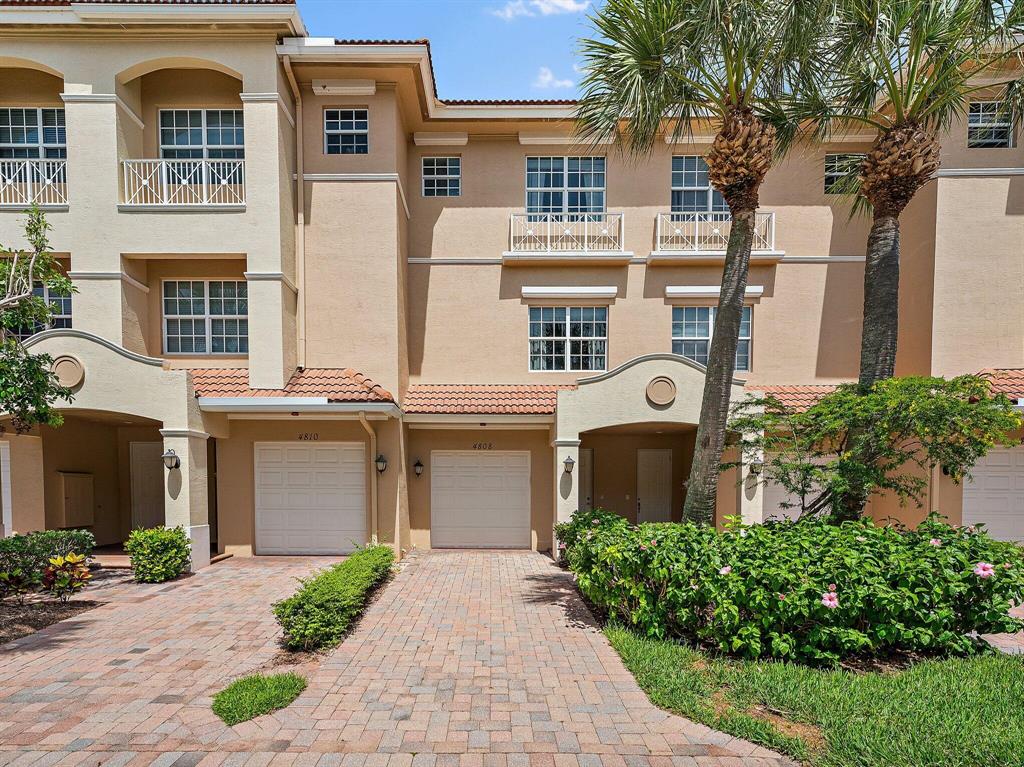 4808 Sawgrass Breeze Drive