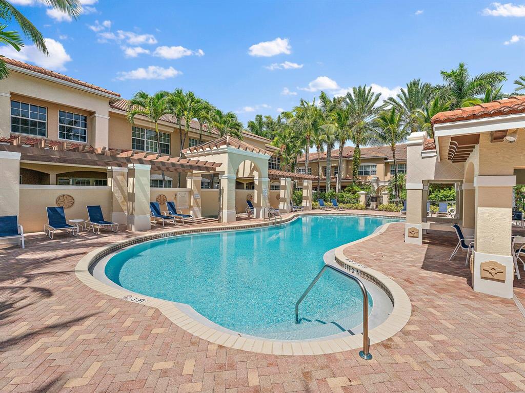 4808 Sawgrass Breeze Drive