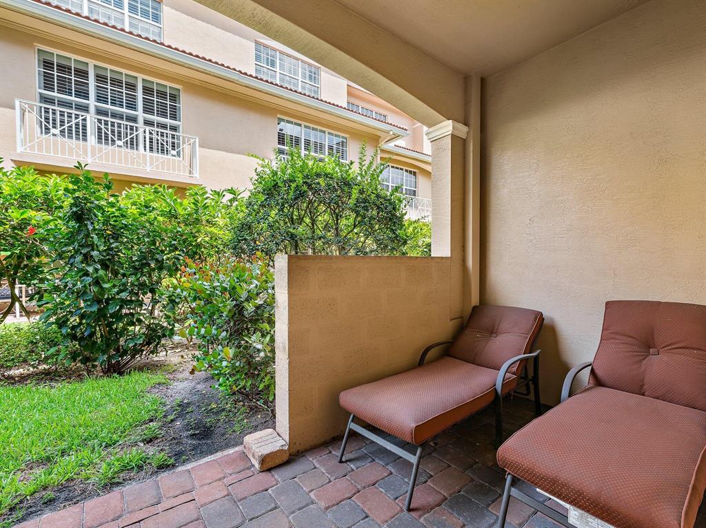 4808 Sawgrass Breeze Drive