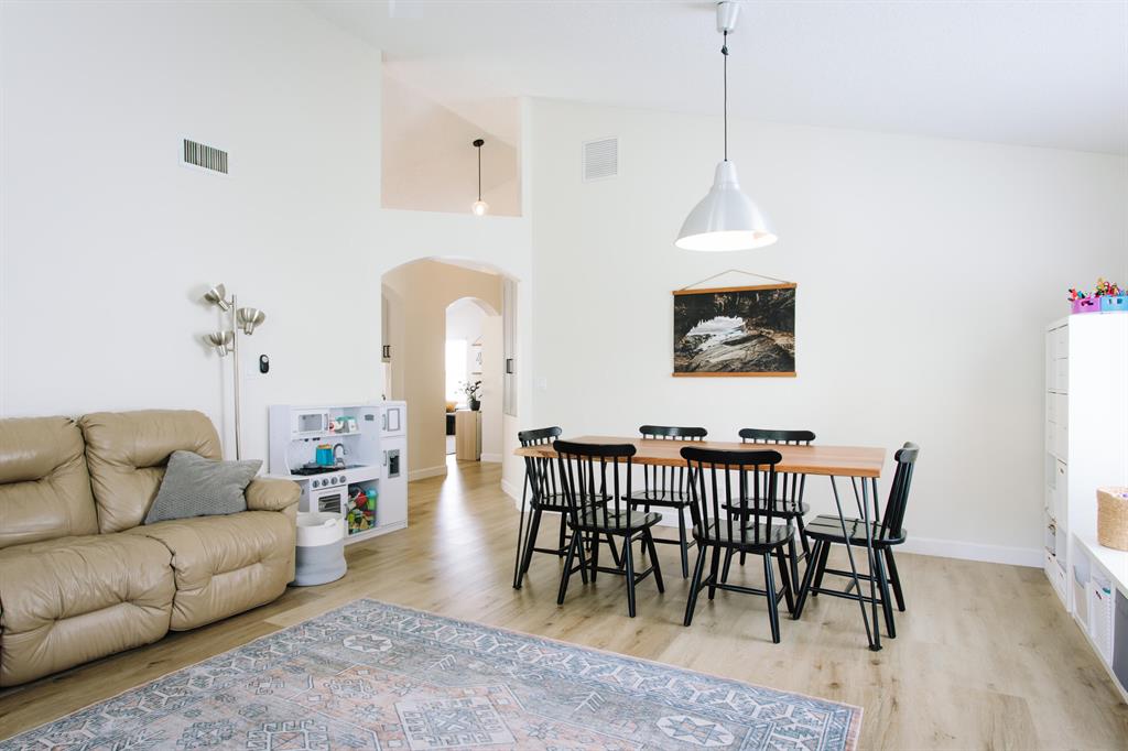 29 Swallow Drive