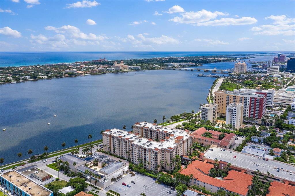 1803 N Flagler Drive Unit: 303