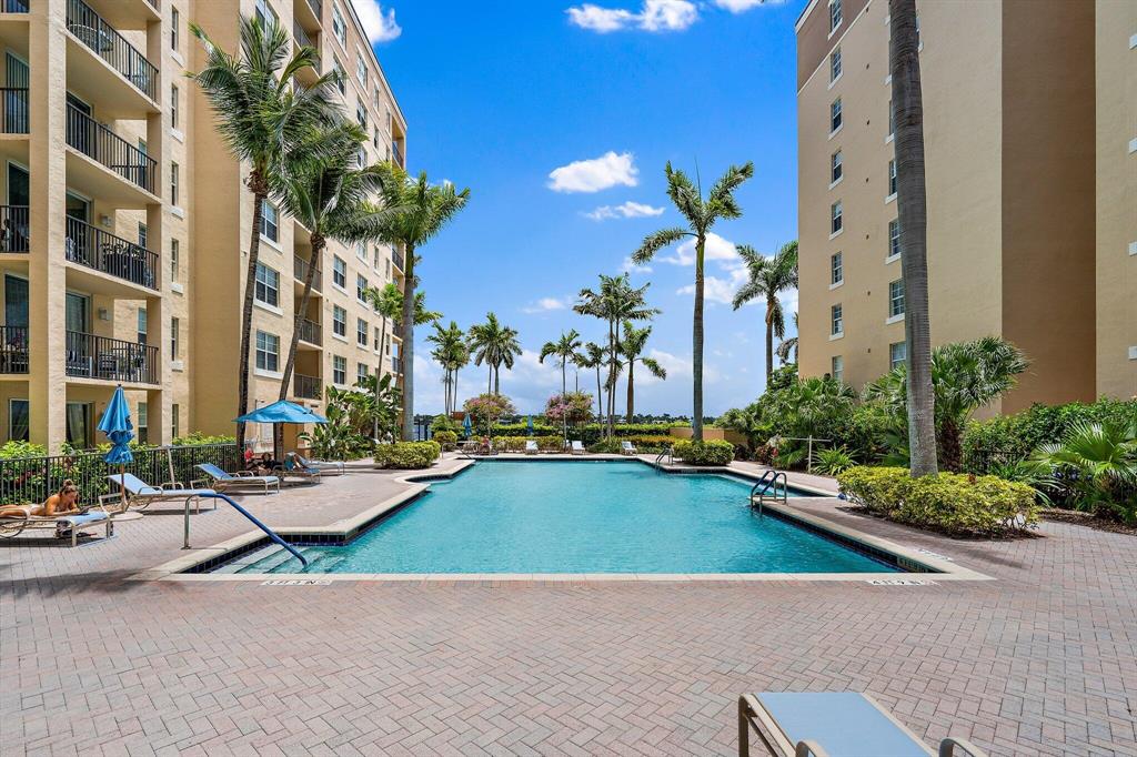 1803 N Flagler Drive Unit: 303