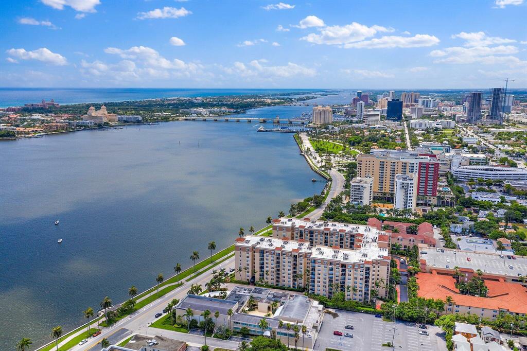 1803 N Flagler Drive Unit: 303