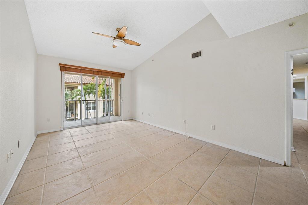 1803 N Flagler Drive Unit: 303