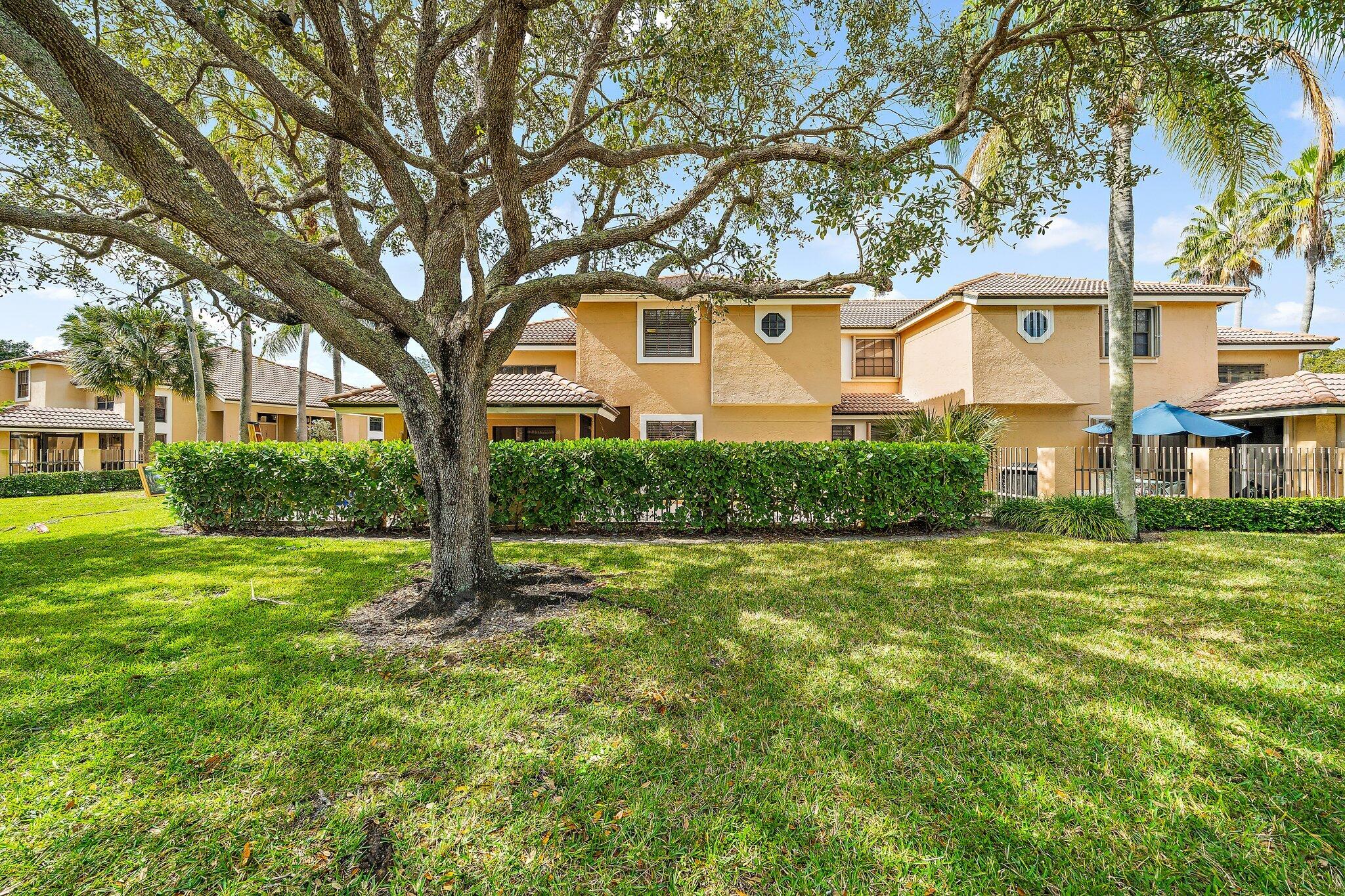 382 Prestwick Circle Unit: 2