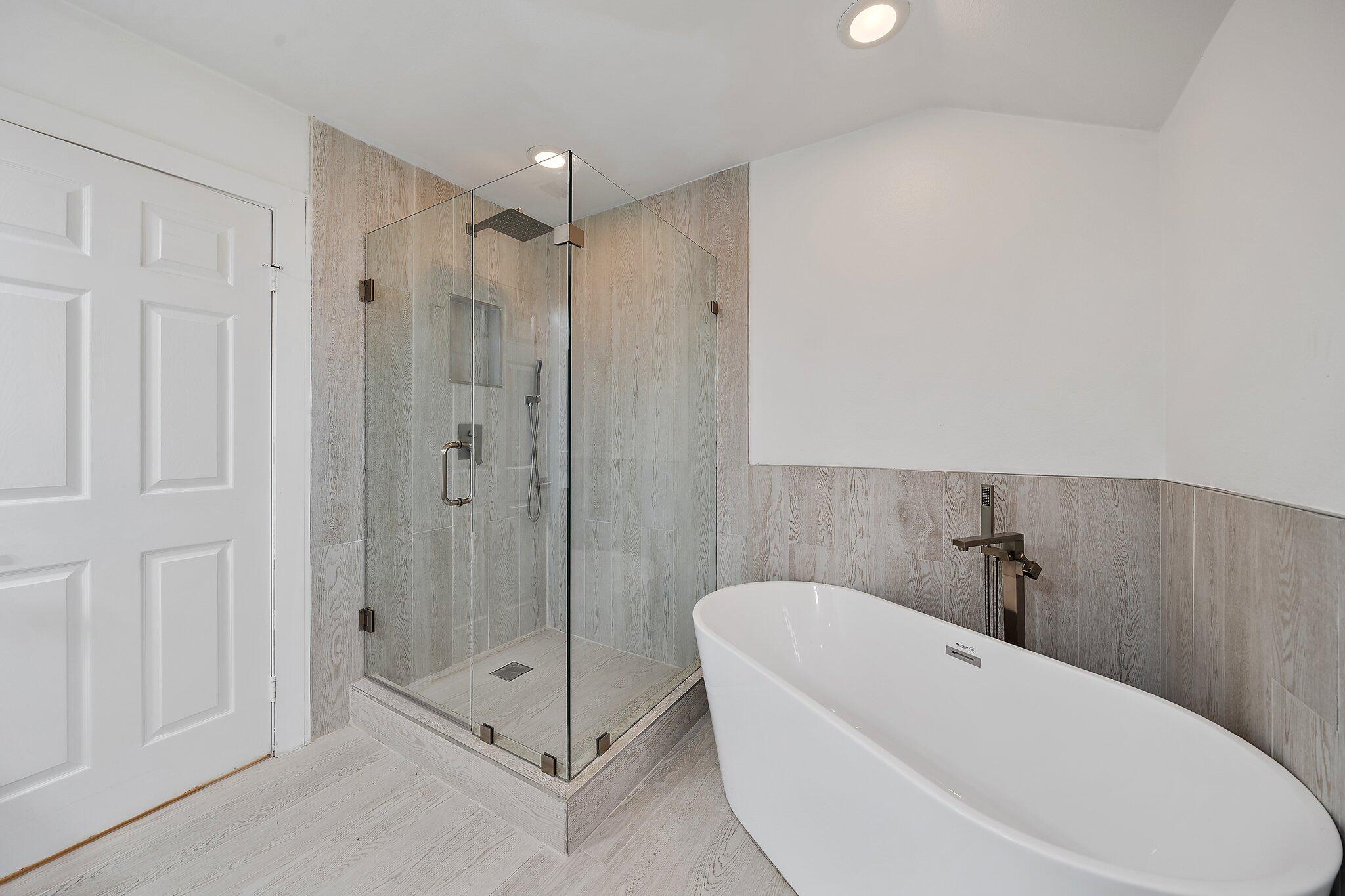 382 Prestwick Circle Unit: 2