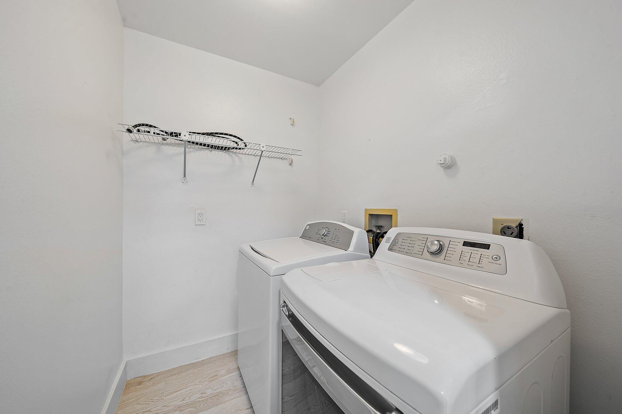 382 Prestwick Circle Unit: 2