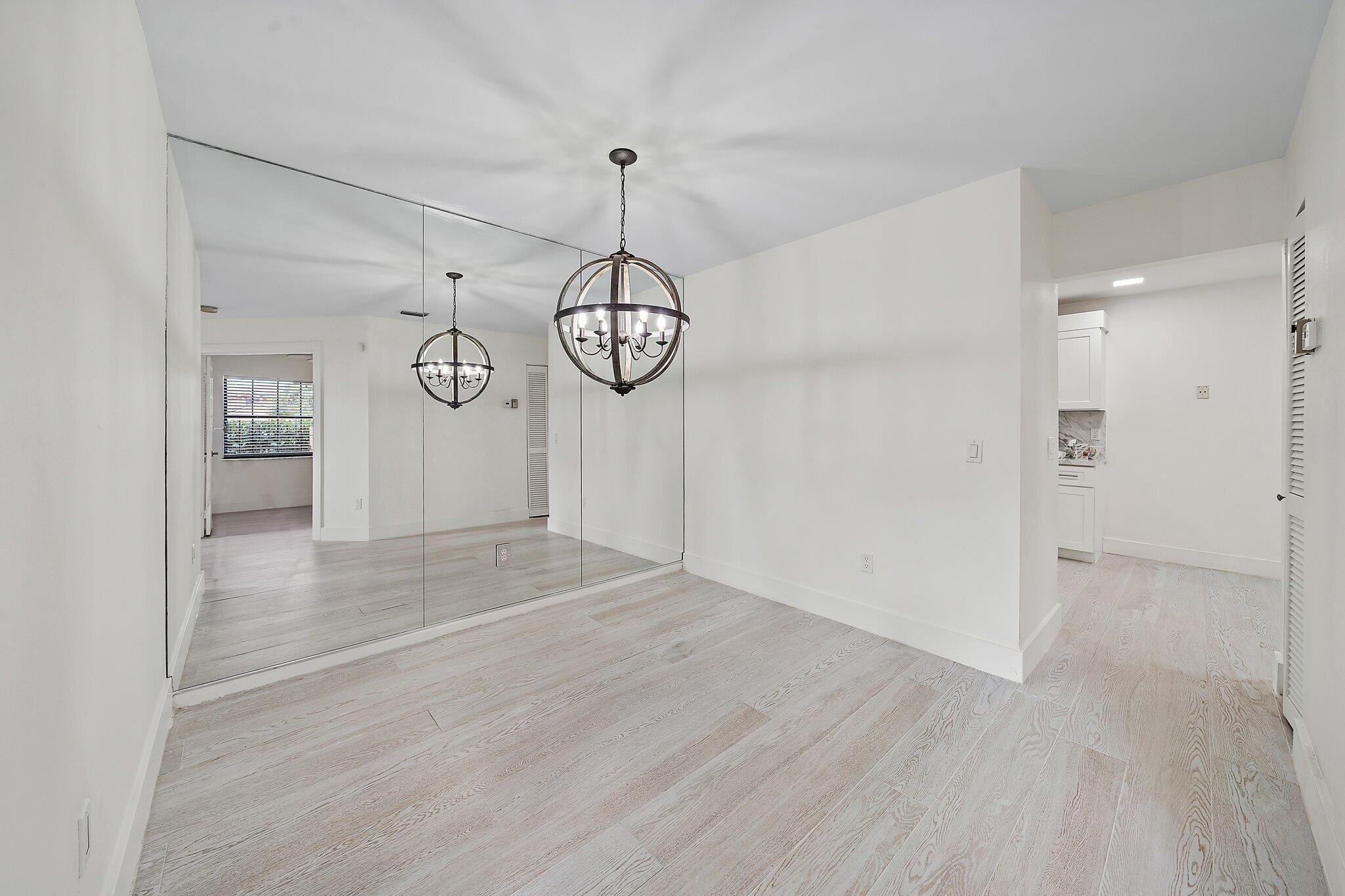 382 Prestwick Circle Unit: 2