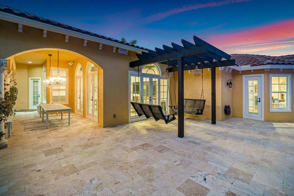 124 Segovia Way