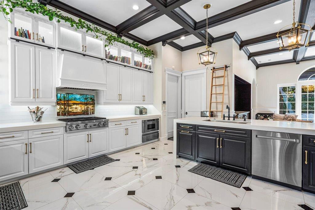 124 Segovia Way