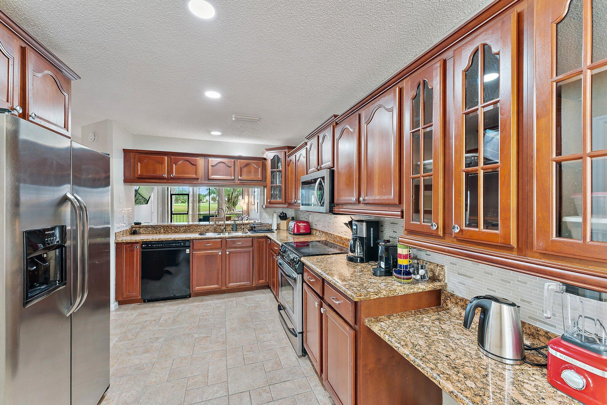 866 Windermere Way