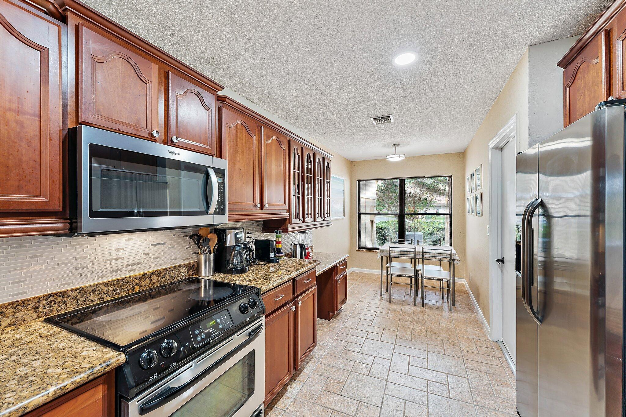 866 Windermere Way