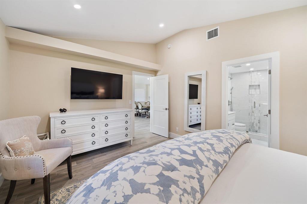 821 Club Drive