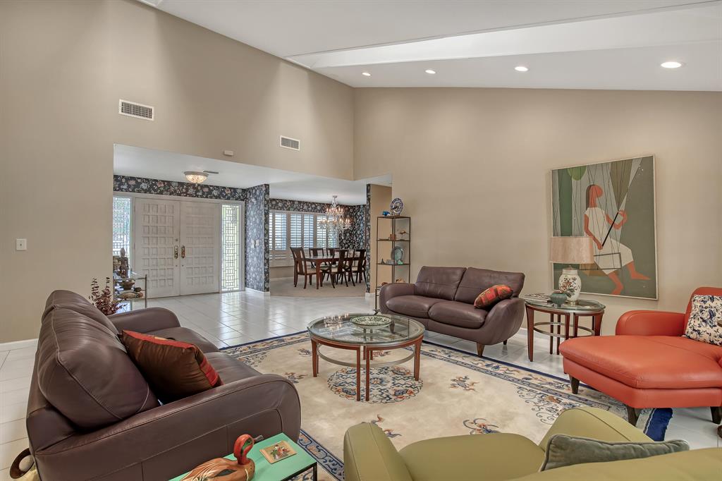 3 Cuillan Circle