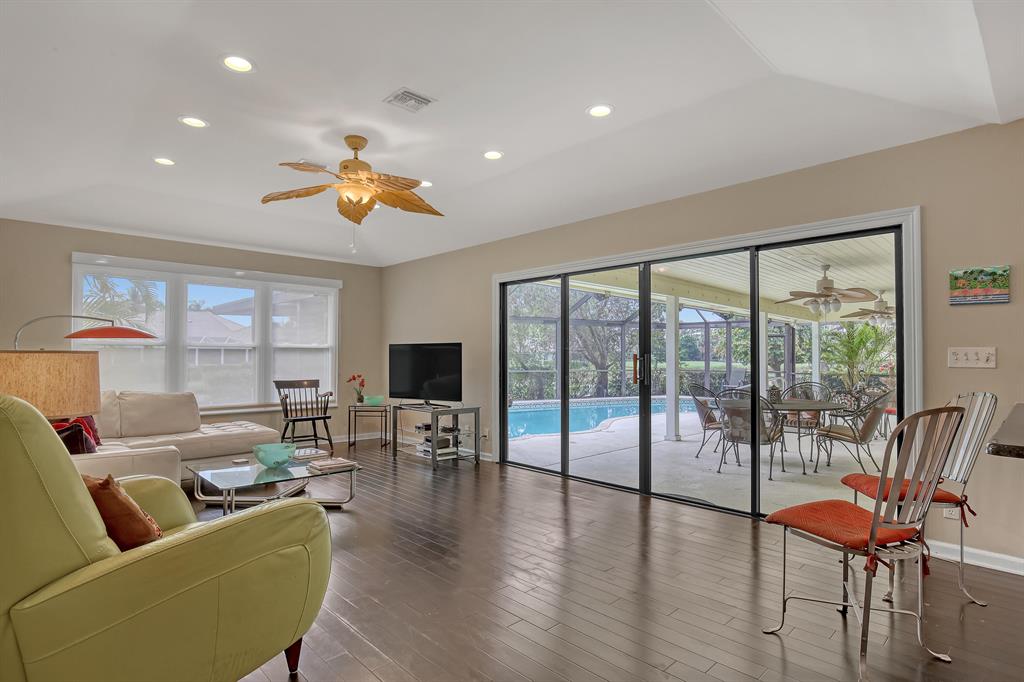 3 Cuillan Circle
