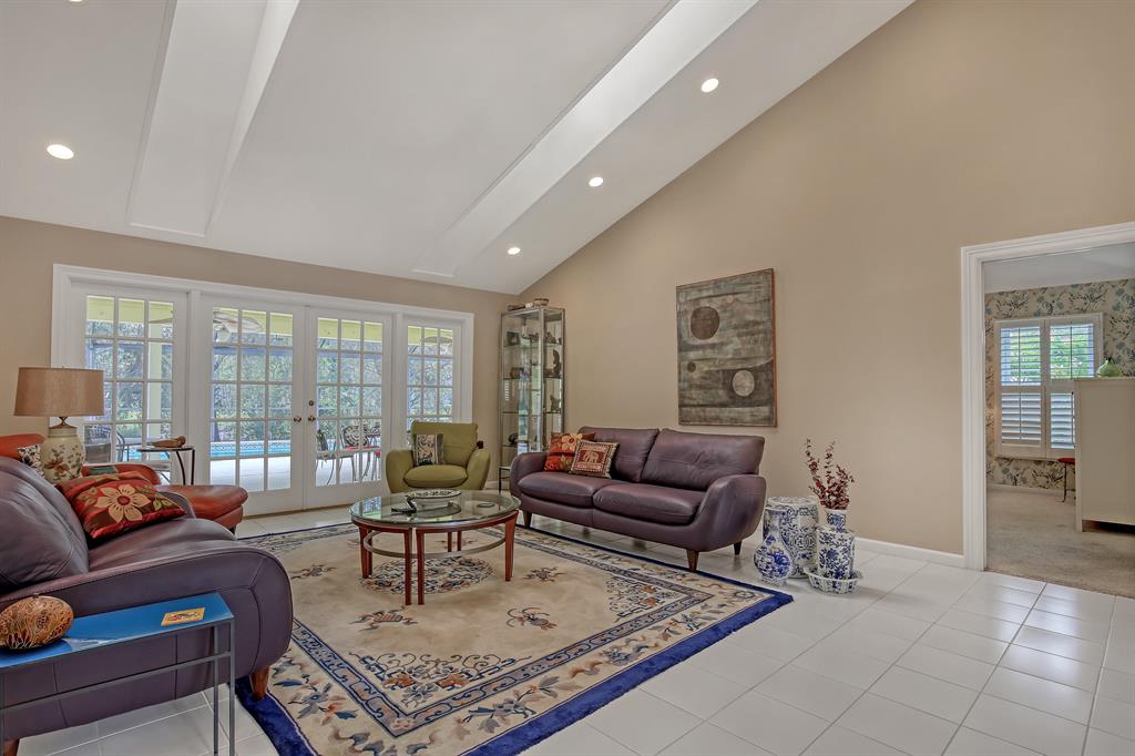 3 Cuillan Circle
