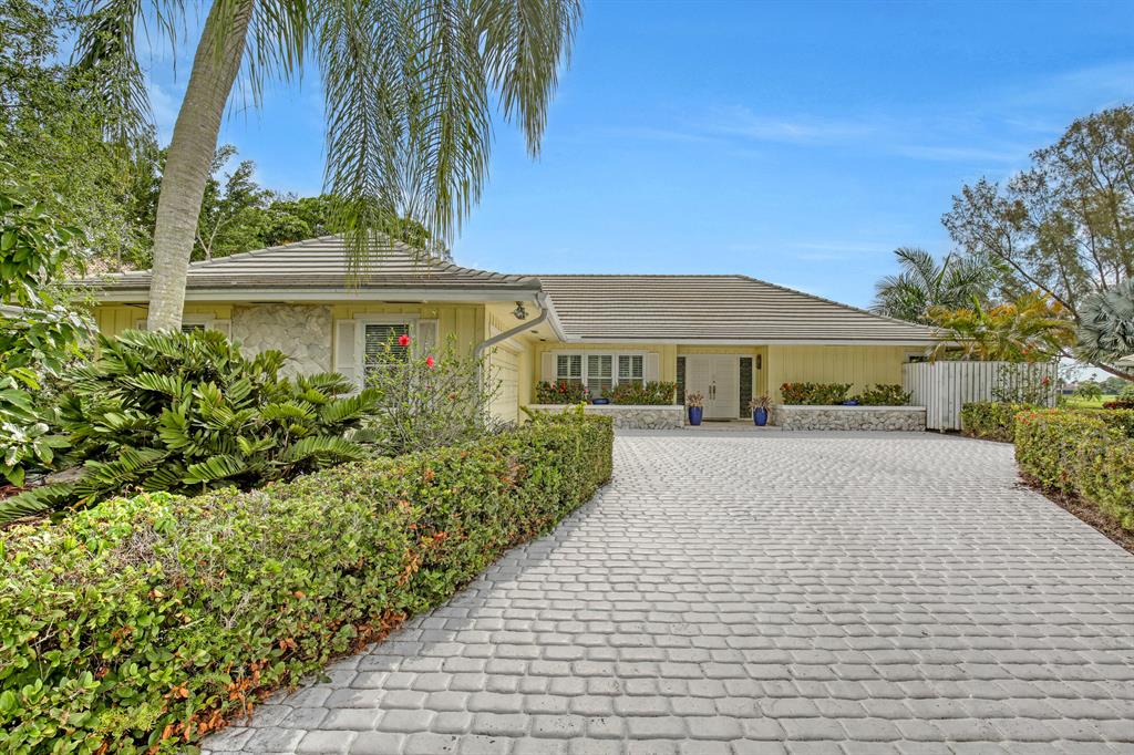 3 Cuillan Circle