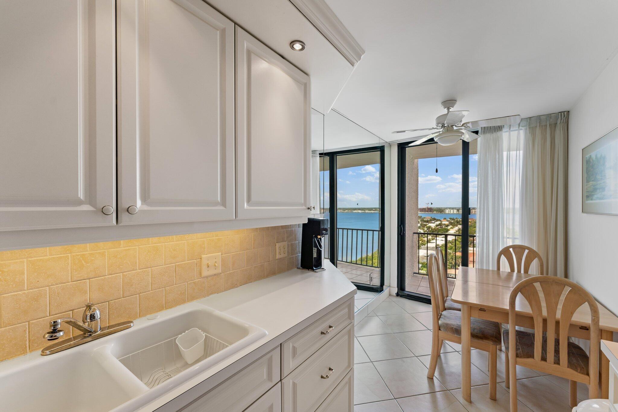 4200 N Ocean Drive 2-1705