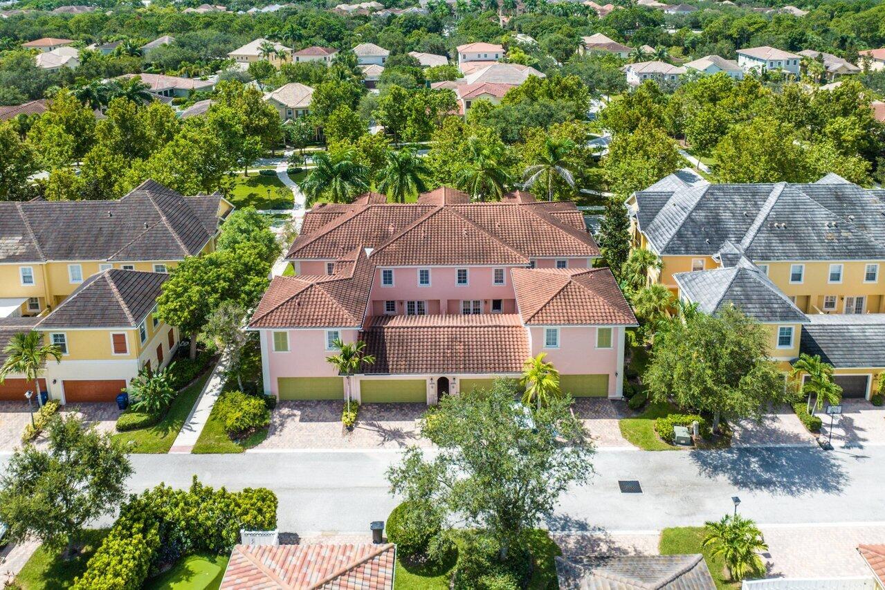 227 Edenberry Avenue