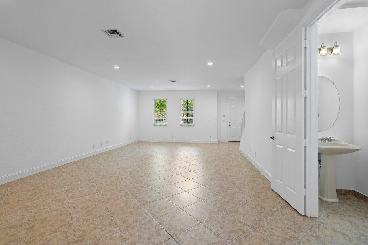 227 Edenberry Avenue