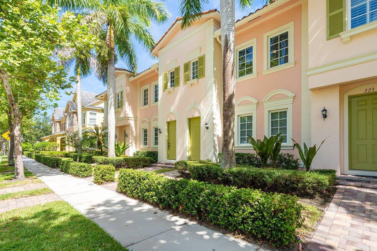 227 Edenberry Avenue