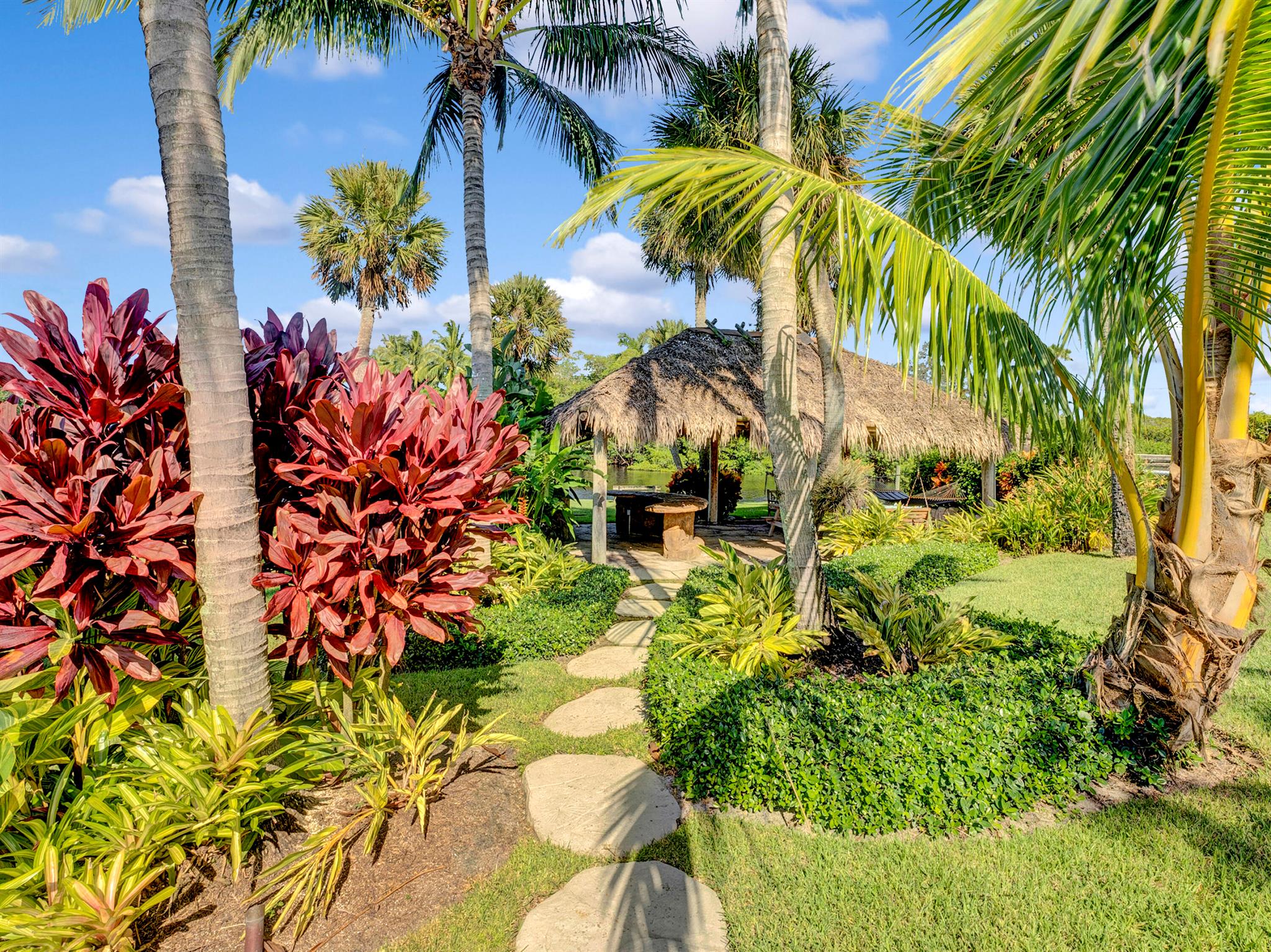 18903 SE River Drive