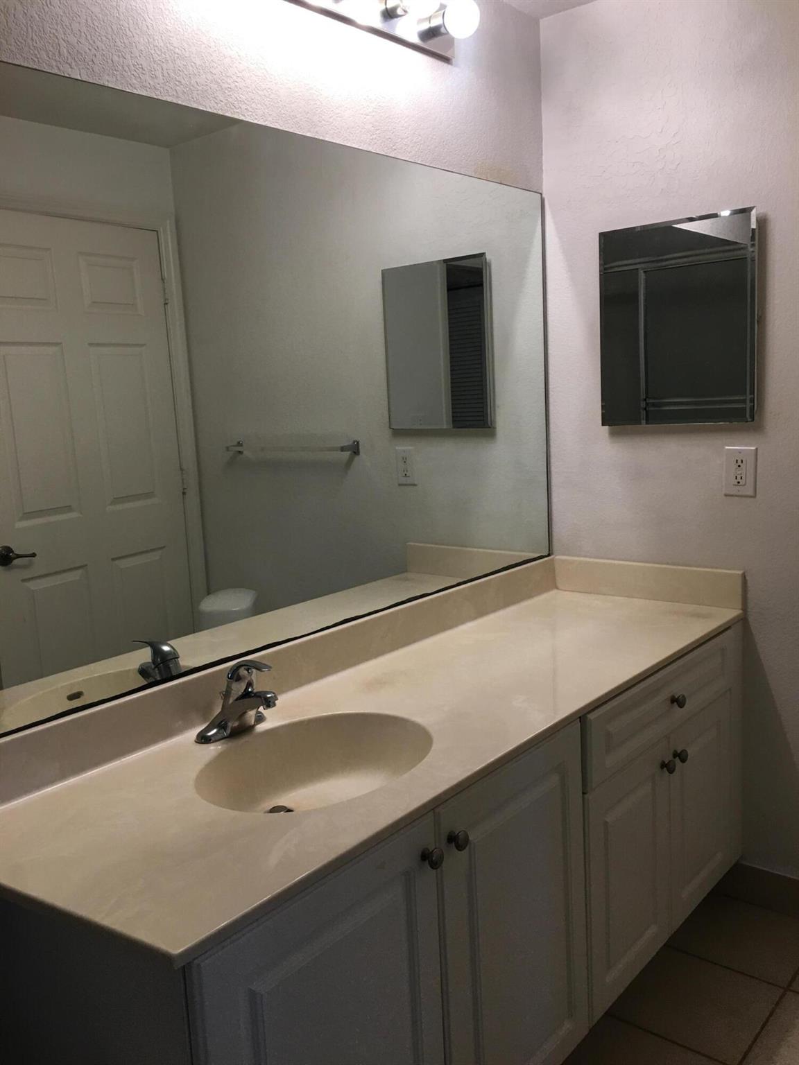 2814 Grande Parkway 303